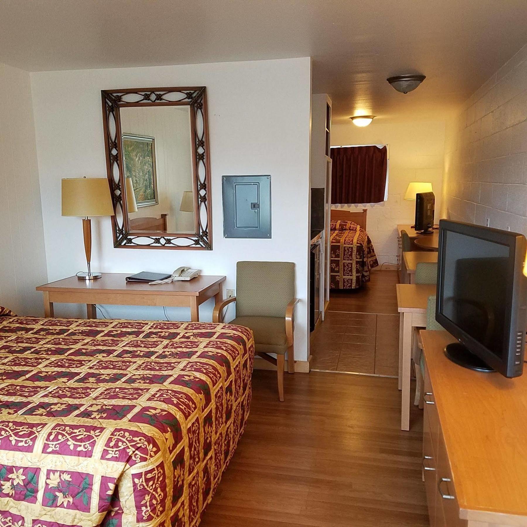 San Juan Motel 2*
